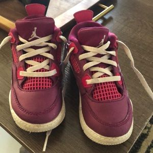 Air Jordan 4 girls size 9C